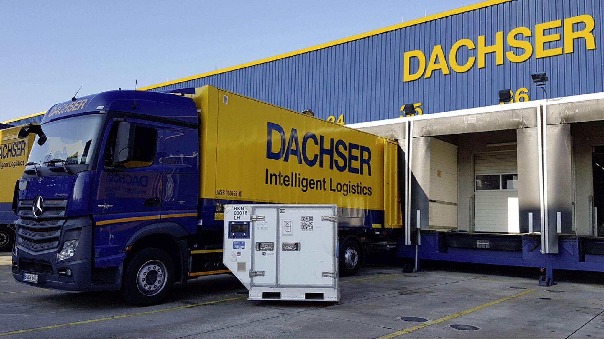 DACHSER Air & Sea Logistics đã chứng nhận các lô hàng dược phẩm trên ba châu lục
